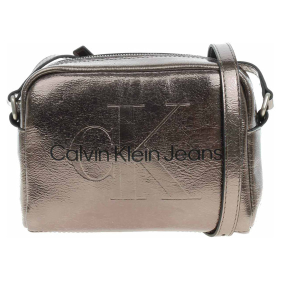 detail Calvin Klein dámská kabelka K60K612731 ADA Gunmetal